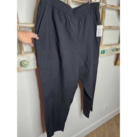 NWOT Black Flowy Rayon Pants With Pockets Ladies size 2X - Picture 4 of 9